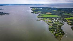 Bellevue On The Tred Avon por Paquin Design Build en Eastern Shore Maryland
