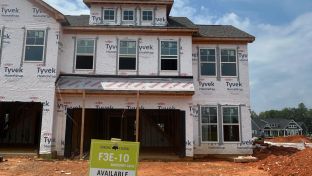 Spring Creek por Cornerstone Homes en Charlottesville Virginia