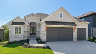 Bristol Highlands Manors por Don Julian Builders en Kansas City Kansas