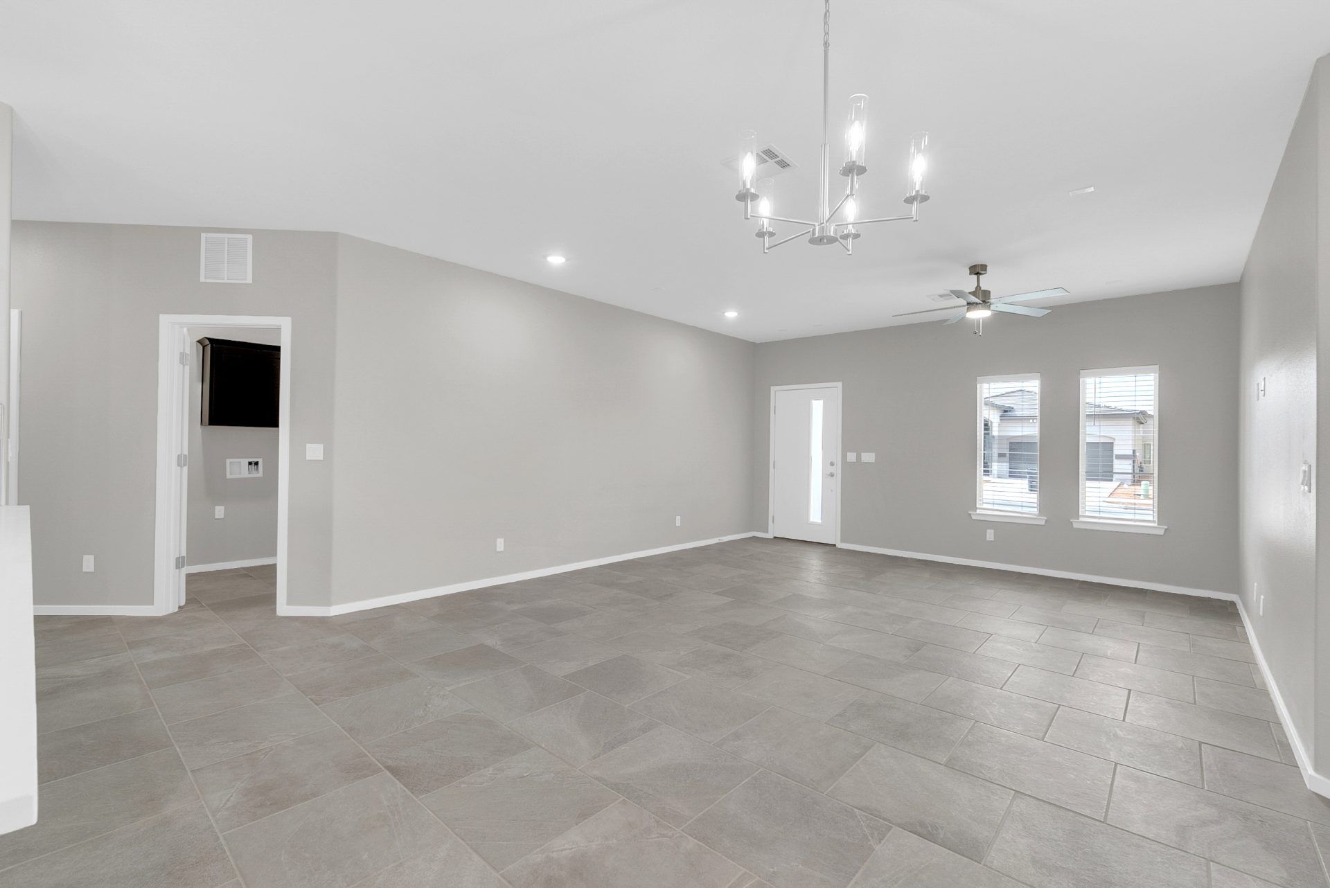 casa en East Side por BIC Homes LLC