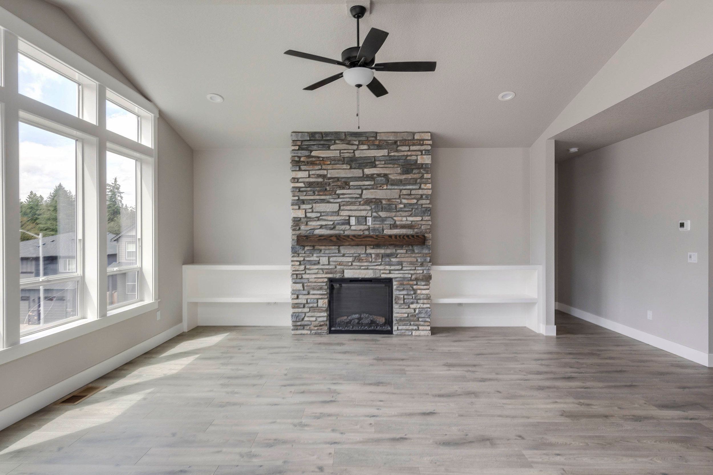 Cascadia Ridge por Cedar Ridge Homes en Portland-Vancouver Oregon