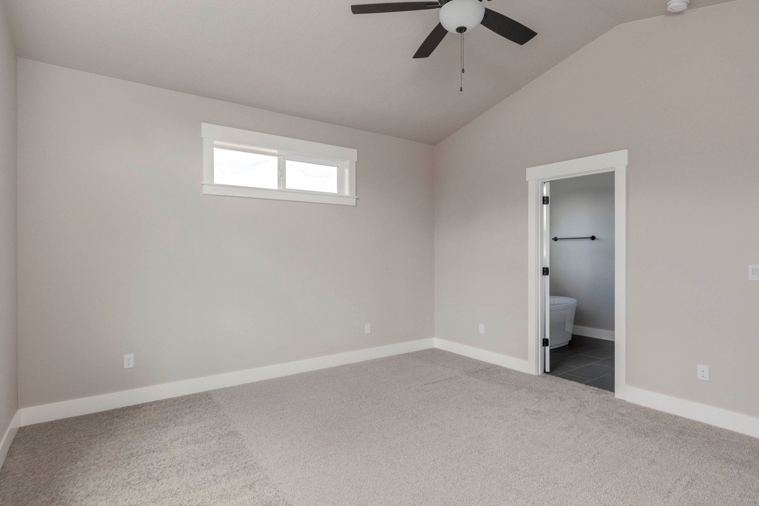 Cascadia Ridge - Estacada, OR