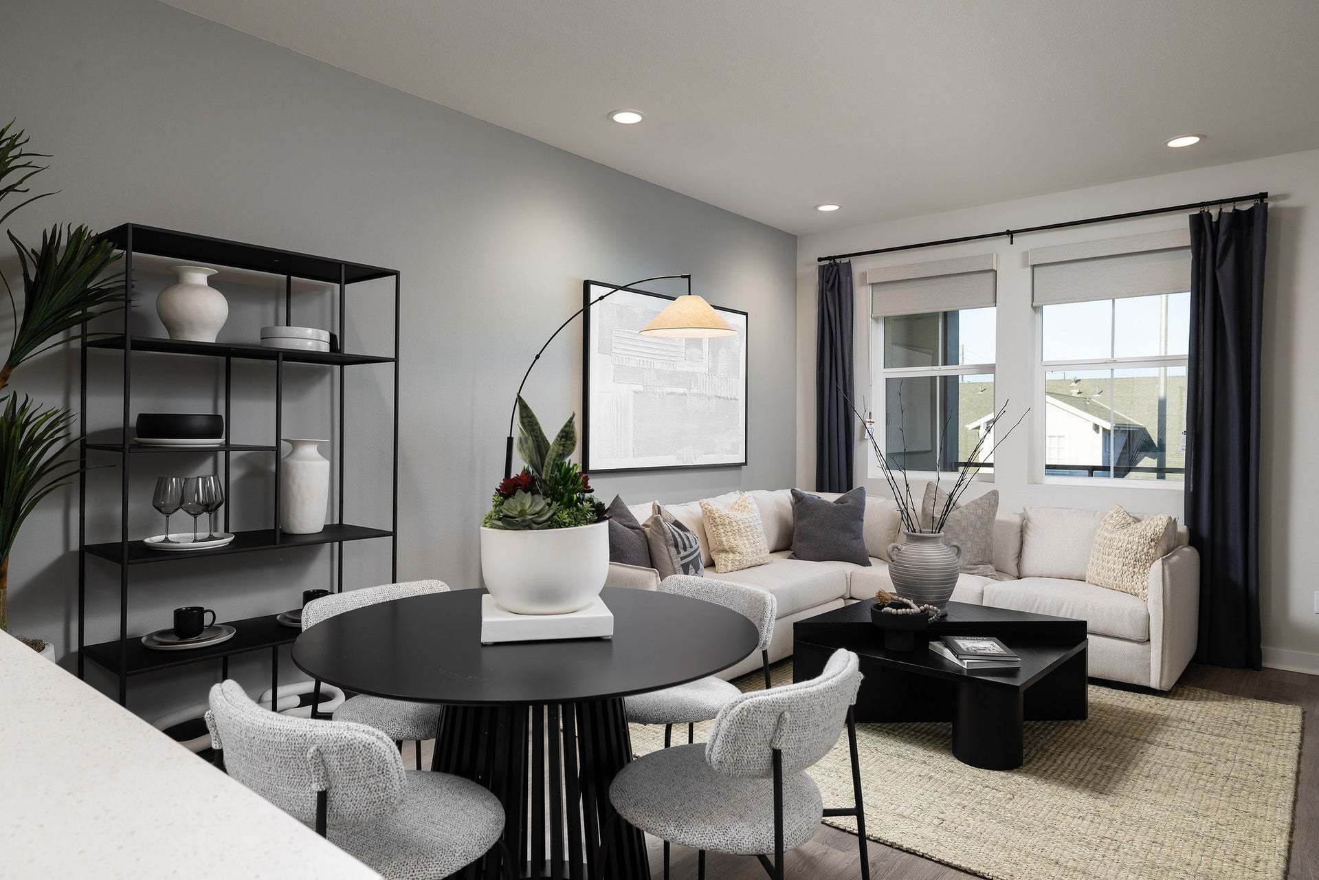 Lost Hills, CA 93249