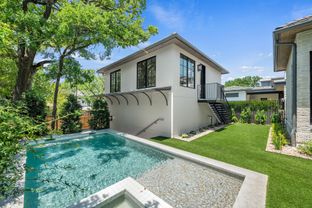 Nalle Custom Homes por Nalle Custom Homes en Austin Texas