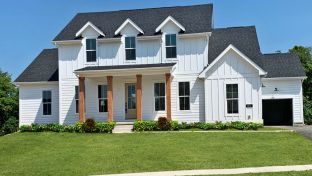 Plum Run Crossing por 3 PILLAR HOMES en Columbus Ohio