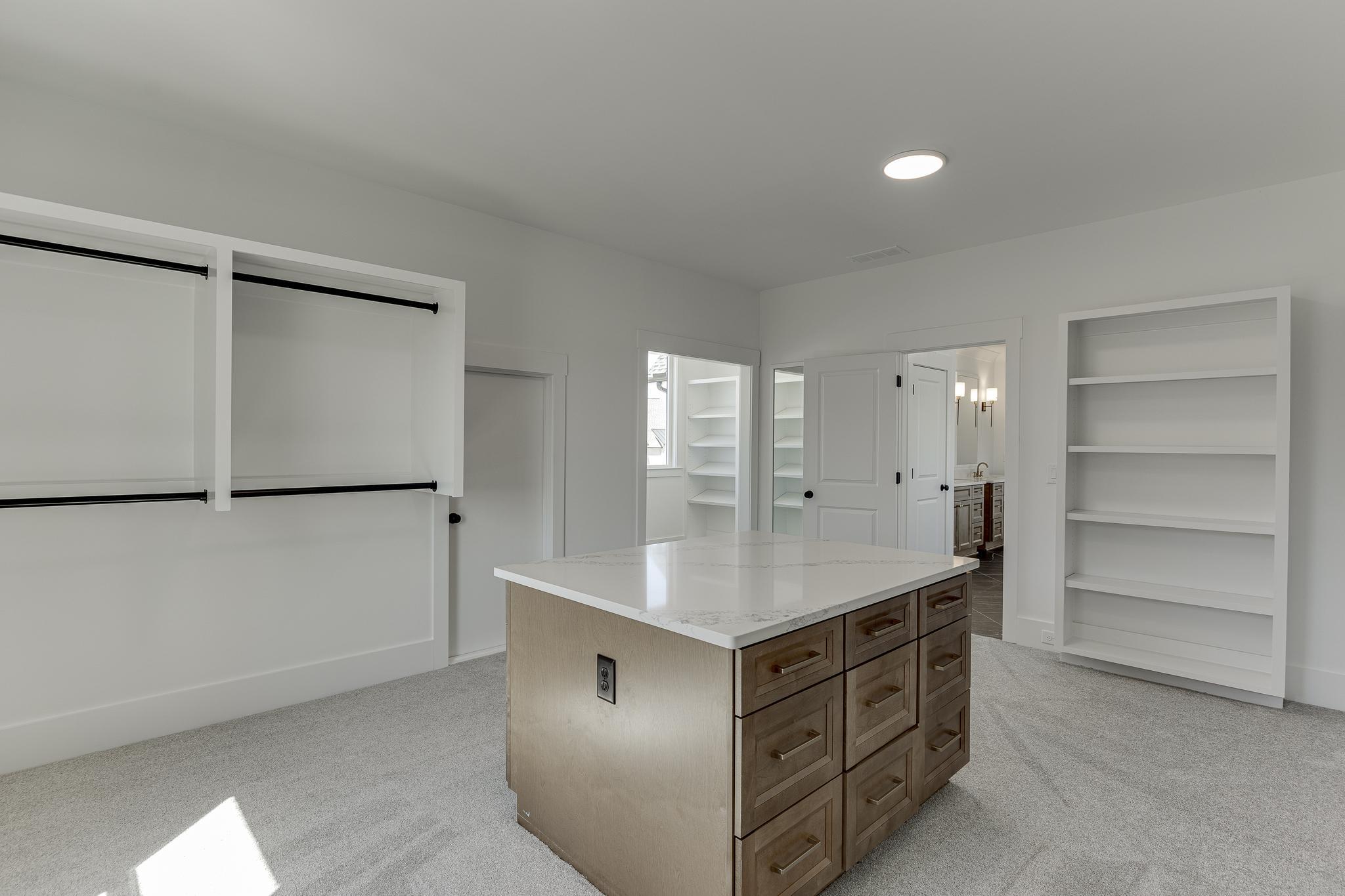 The Oaks At Belmont por Nash Properties, Inc. en Atlanta Georgia