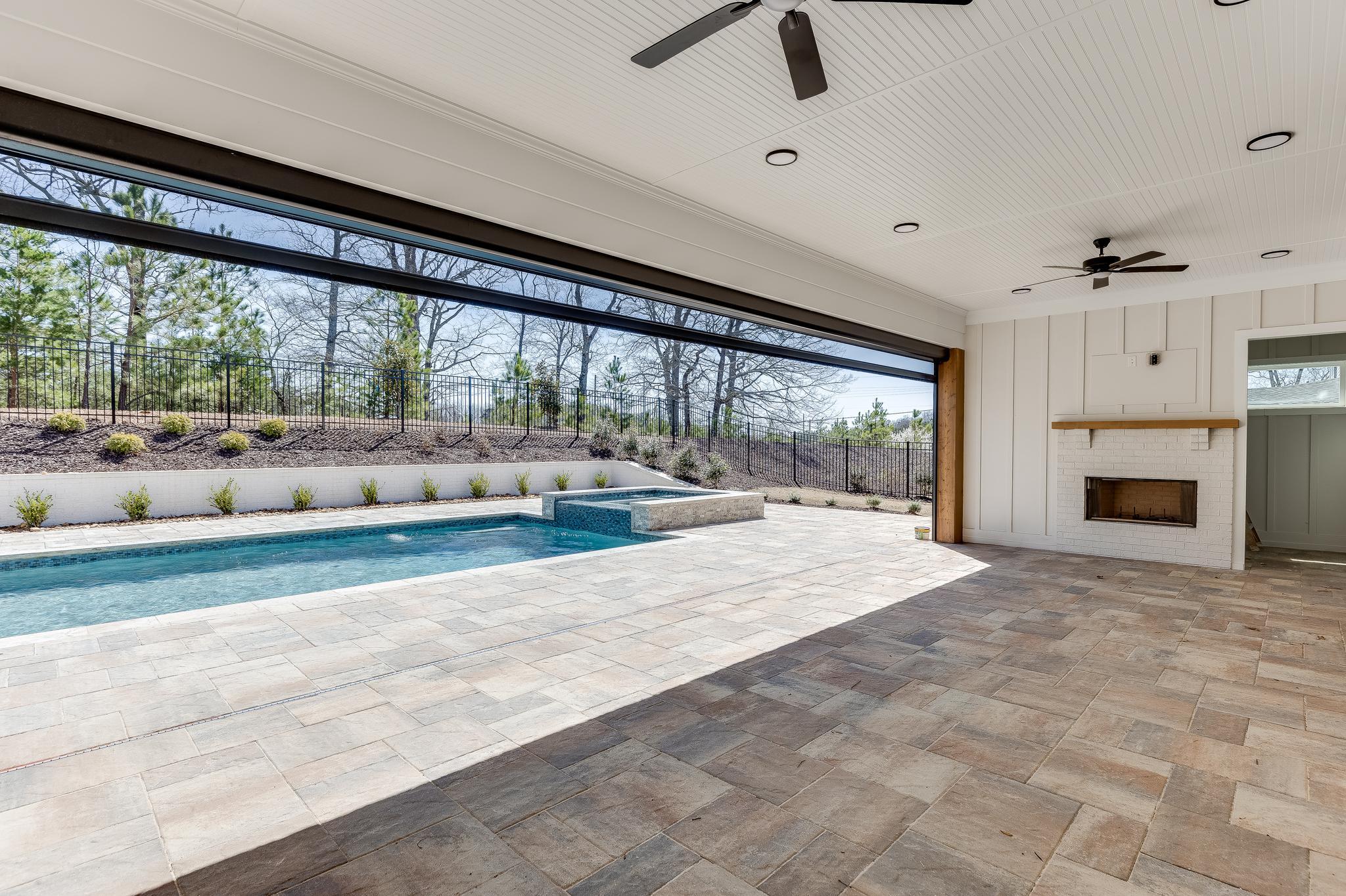 The Oaksbelmont por Nash Properties, Inc. en Atlanta Georgia