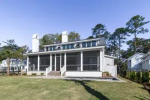 casa en Front Light Building Company por Front Light Building Company