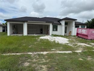 Plan Unknown - Sposen Signature Homes LLC: Cape Coral, Florida - Sposen Signature Homes LLC