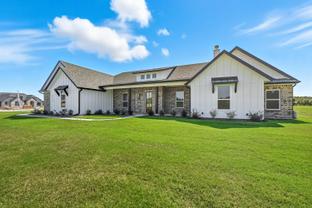 Mcbee Homes 1114 Silver Sage por McBee Homes en Fort Worth Texas