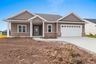 casa en Emons Estates por Van’s Realty & Construction