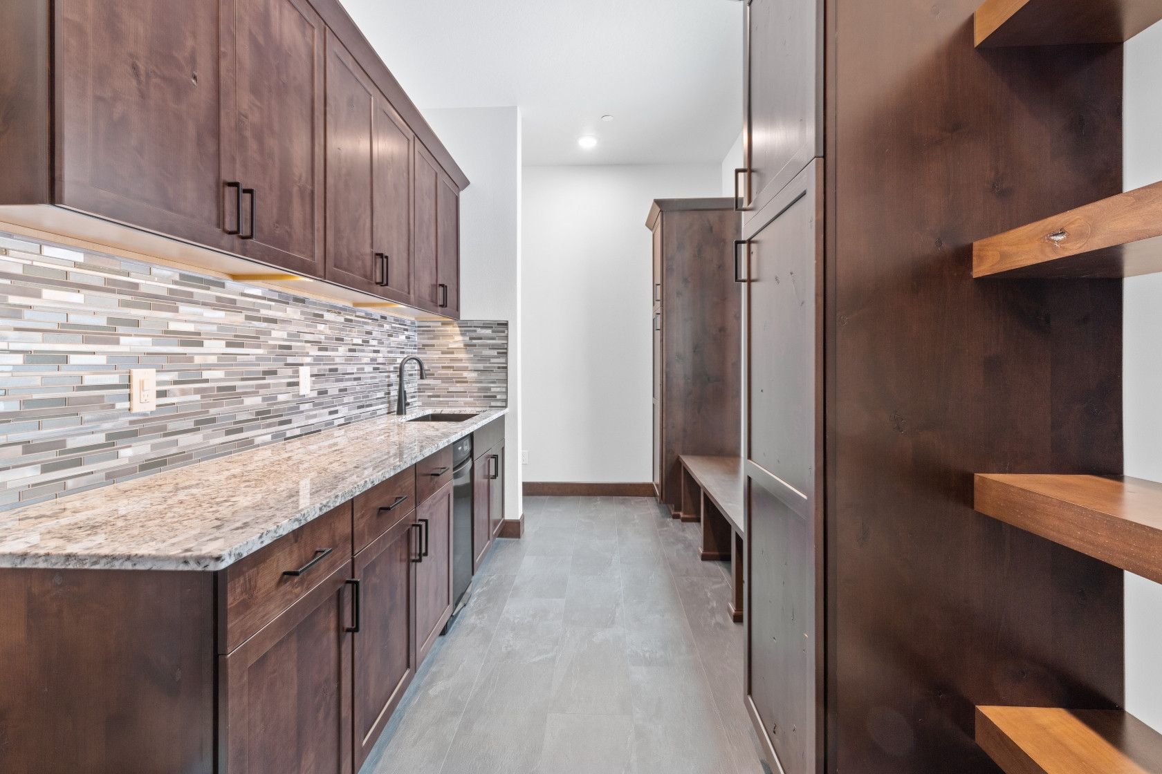 casa en Lexar Homes por Lexar Homes