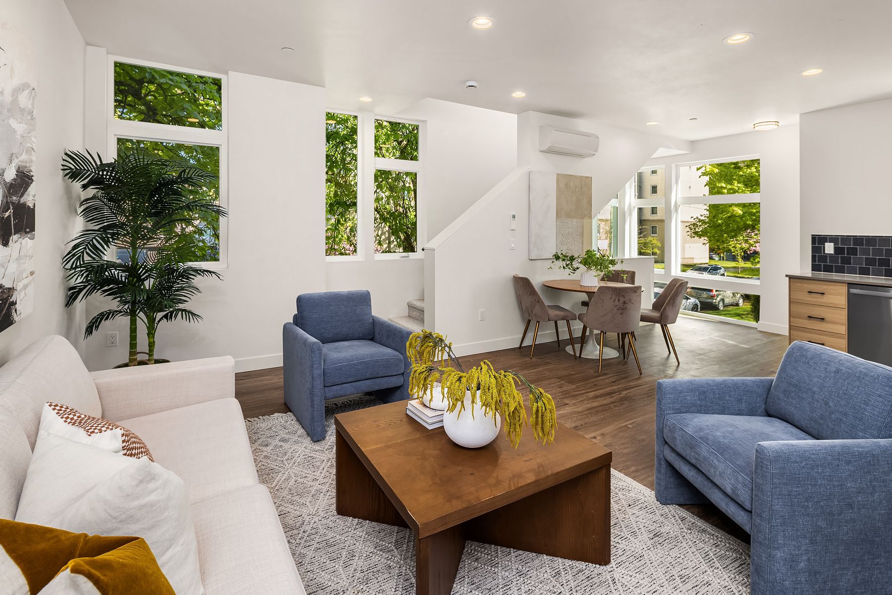 Ashworth por Ashworth en Seattle-Bellevue Washington