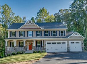 Tacketts Reserve por Hour Homes Inc en Washington Virginia