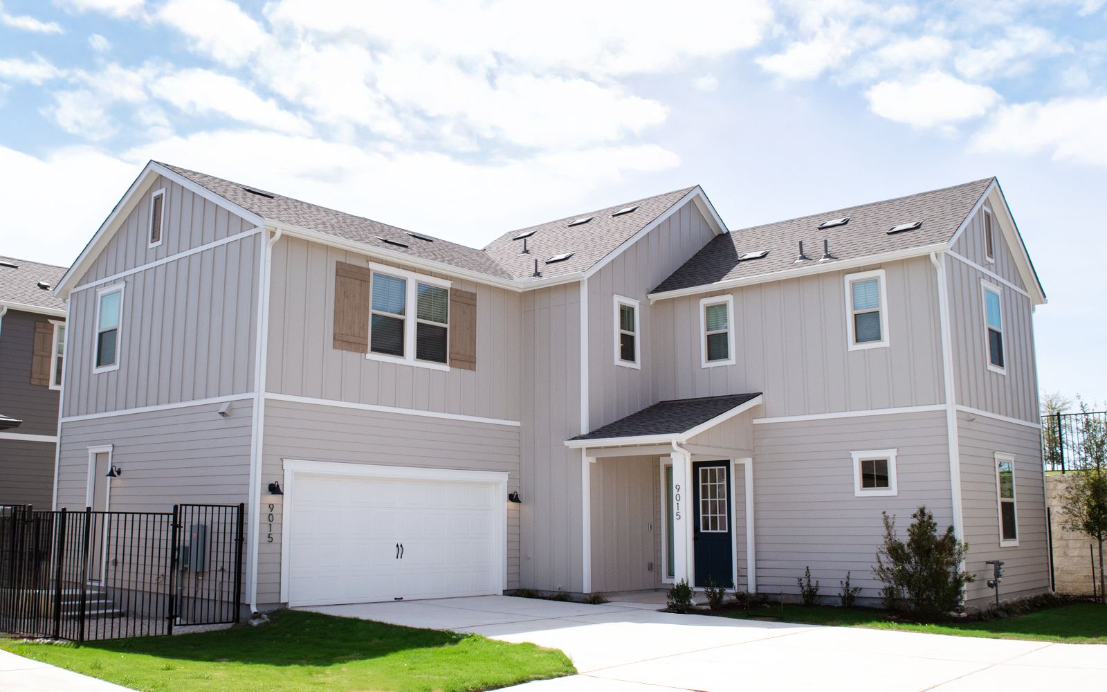 Hendrix - Urban Courtyard Homes at Easton Park: Austin, Texas - Brookfield Residential