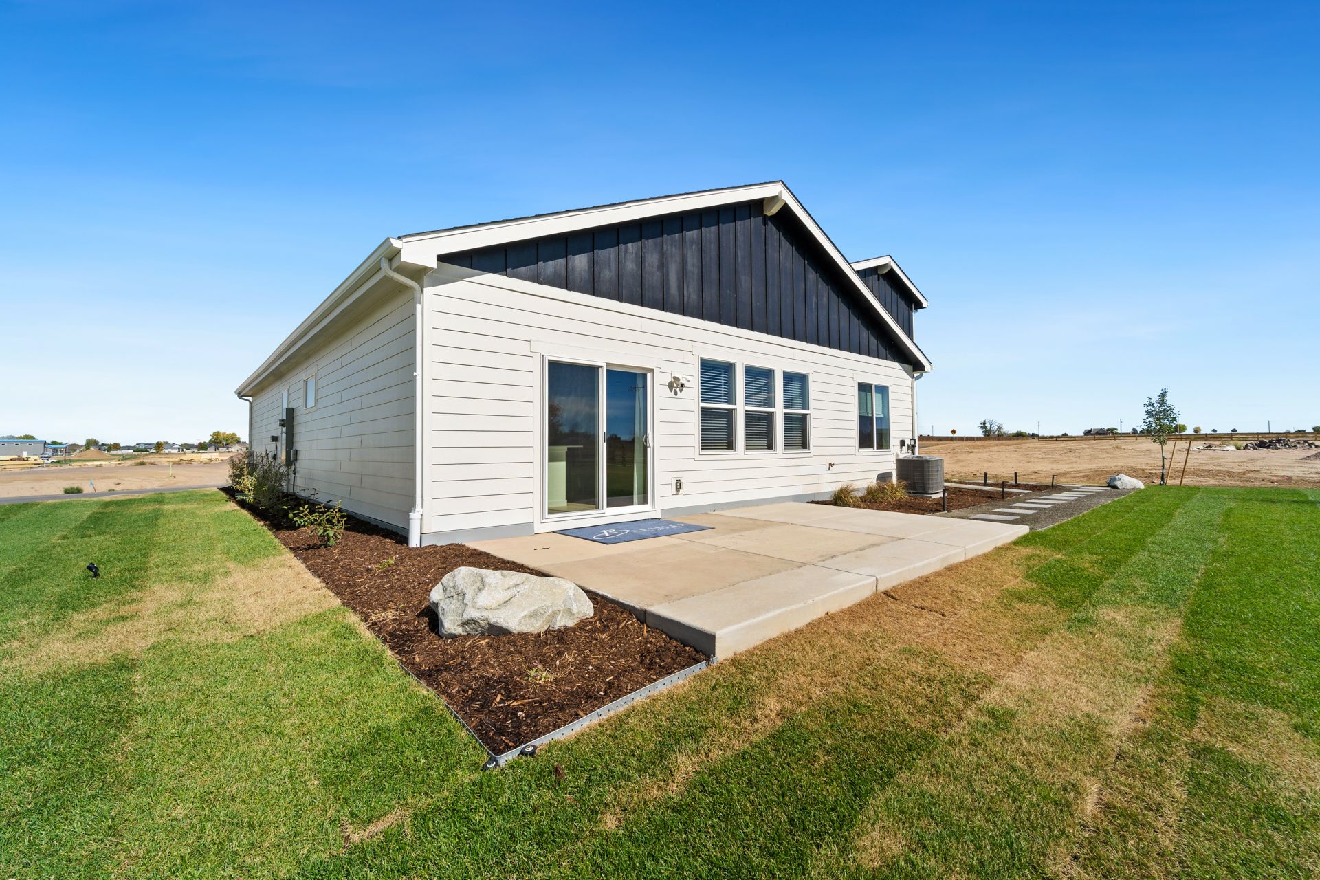 Hudson Model Home Somerset - Back Exterior