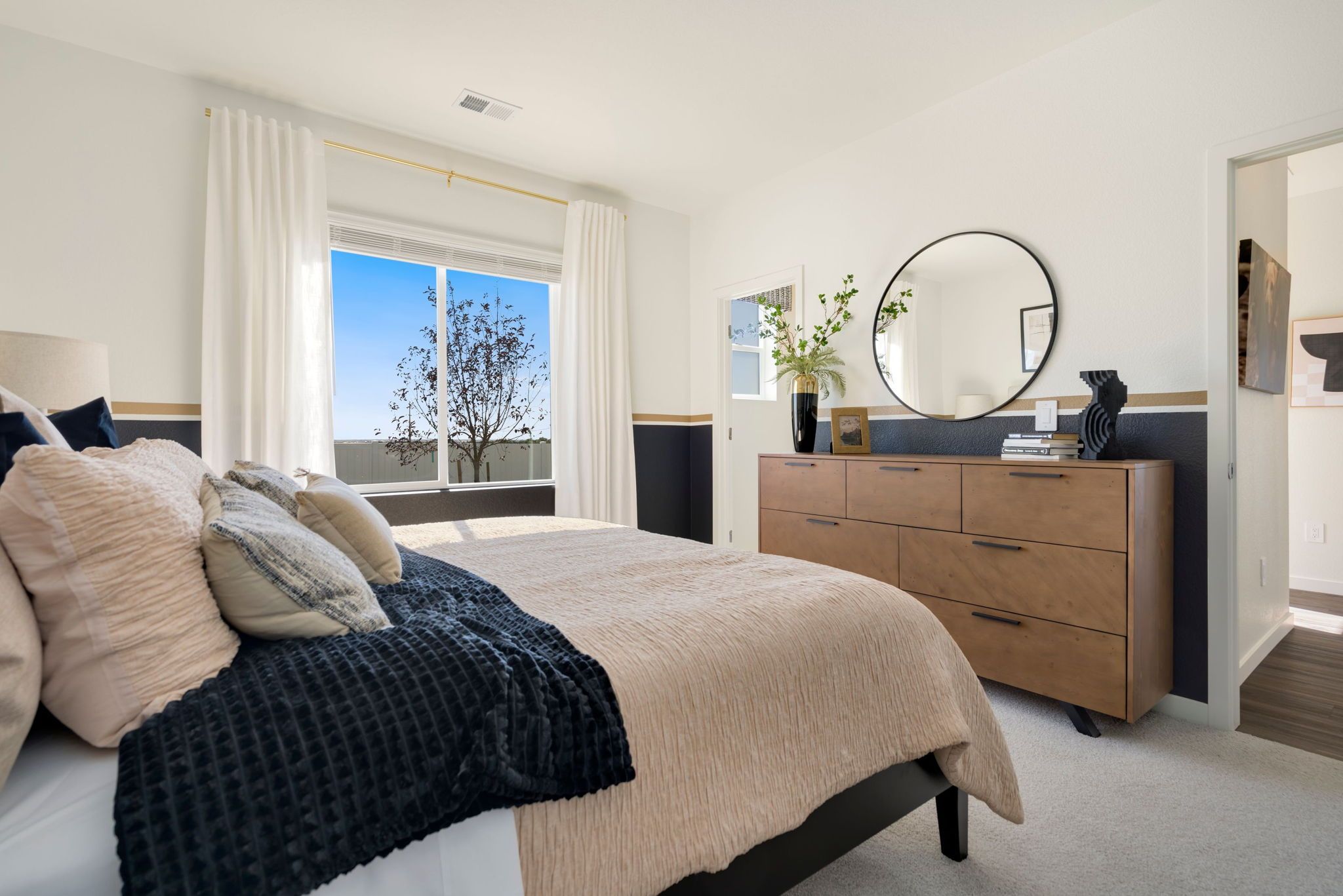 Camden-Owners Suite View 2
