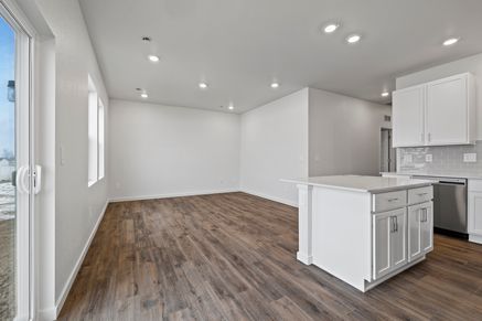 501-Del Norte-Living Room and Kitchen View 3