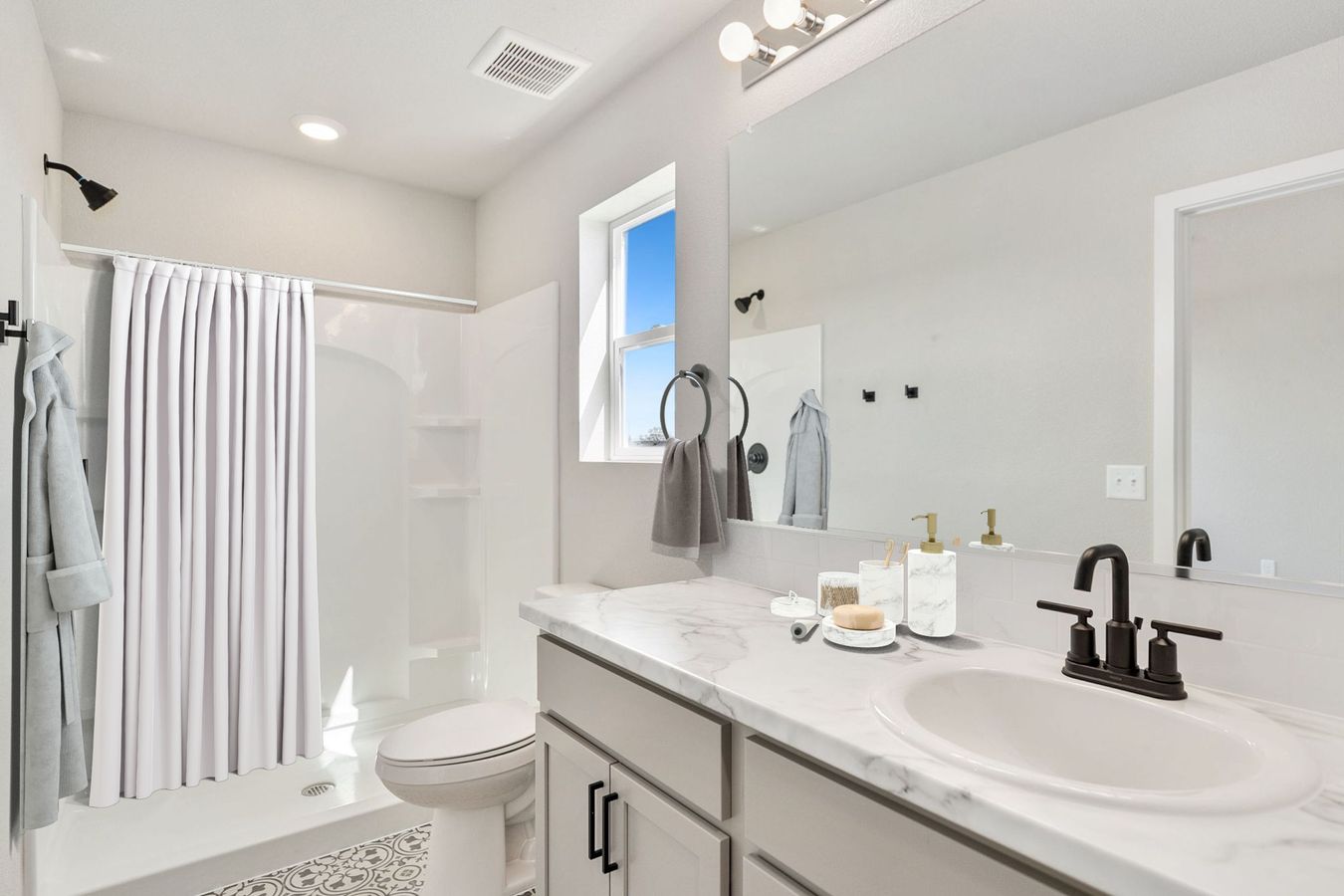 505-Weston-Owners Suite Bathroom