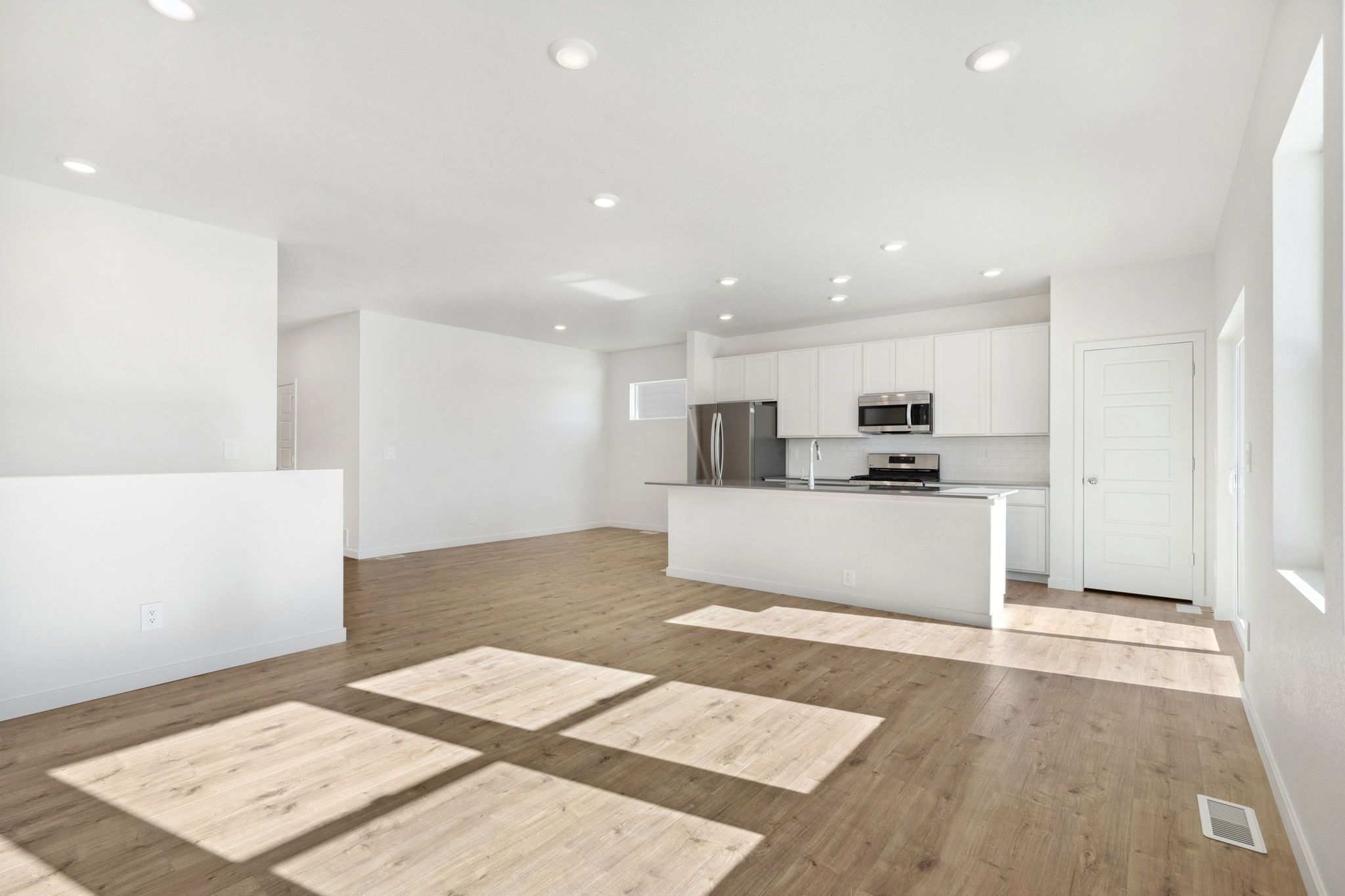 Stratton-Model-Kitchen and Living Room