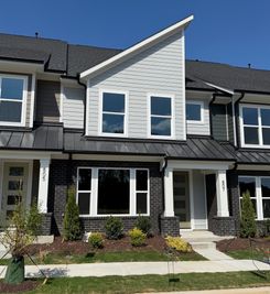 Luna - Midtown Collection - Atwater Station - Midtown Collection: Fuquay Varina, North Carolina - Baker Residential