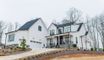 casa en Bartron Builders por Bartron Builders