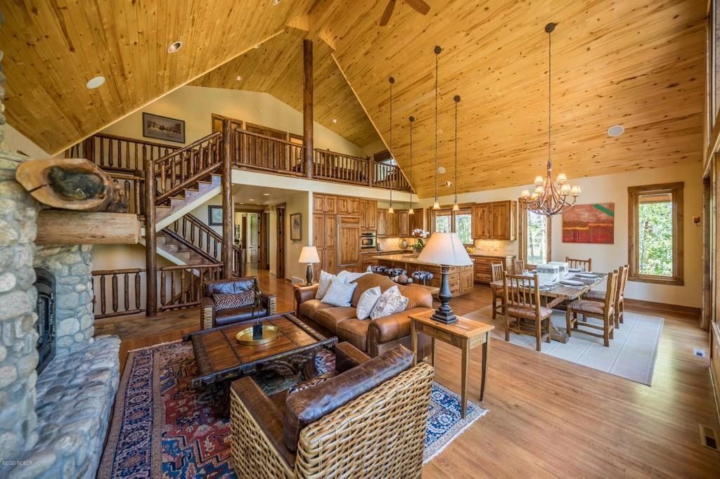 casa en Basecamp Builders Inc. por Base Camp Builders