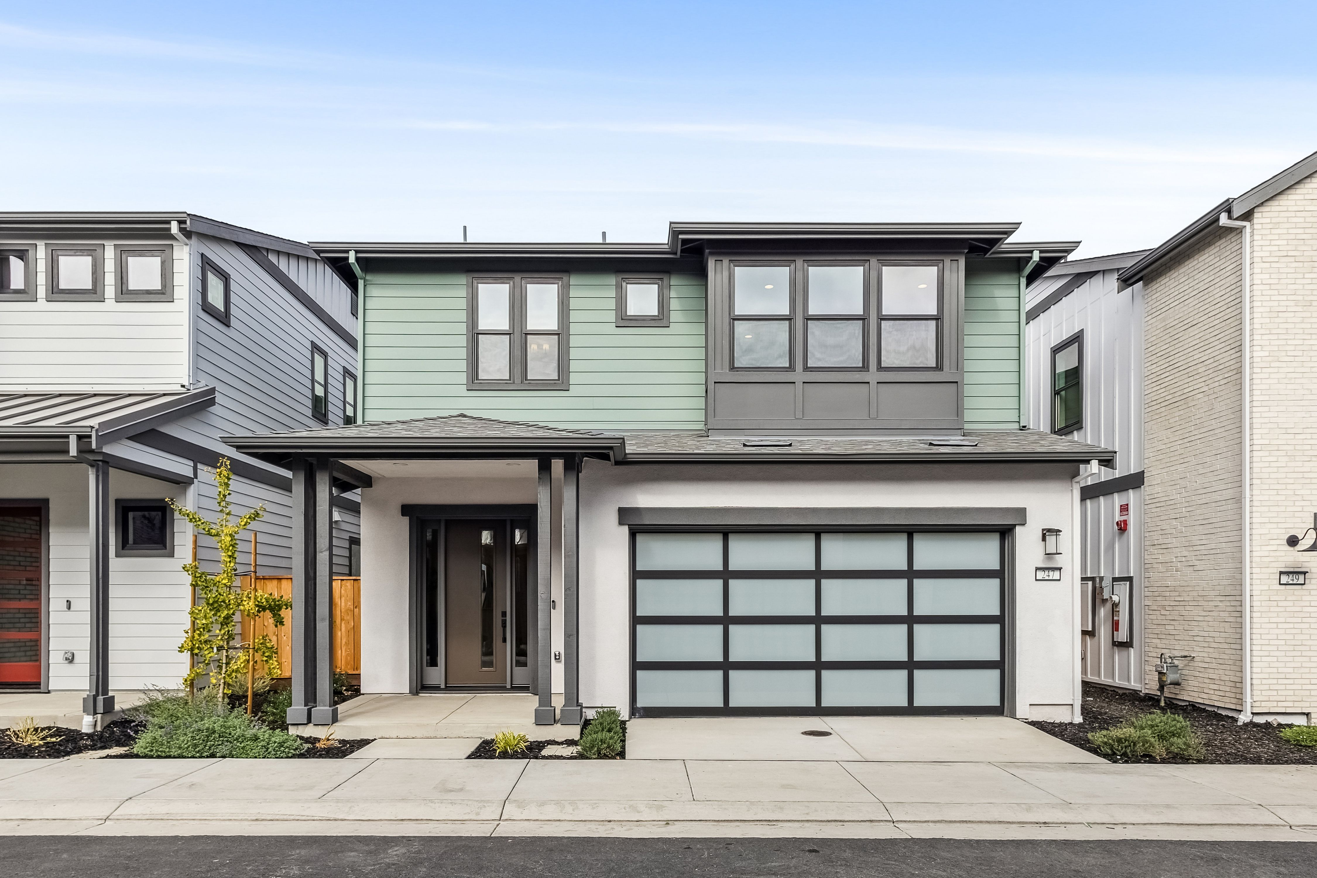 The Cypress - Enclave at Walnut Boulevard: Walnut Creek, California - Haven Development