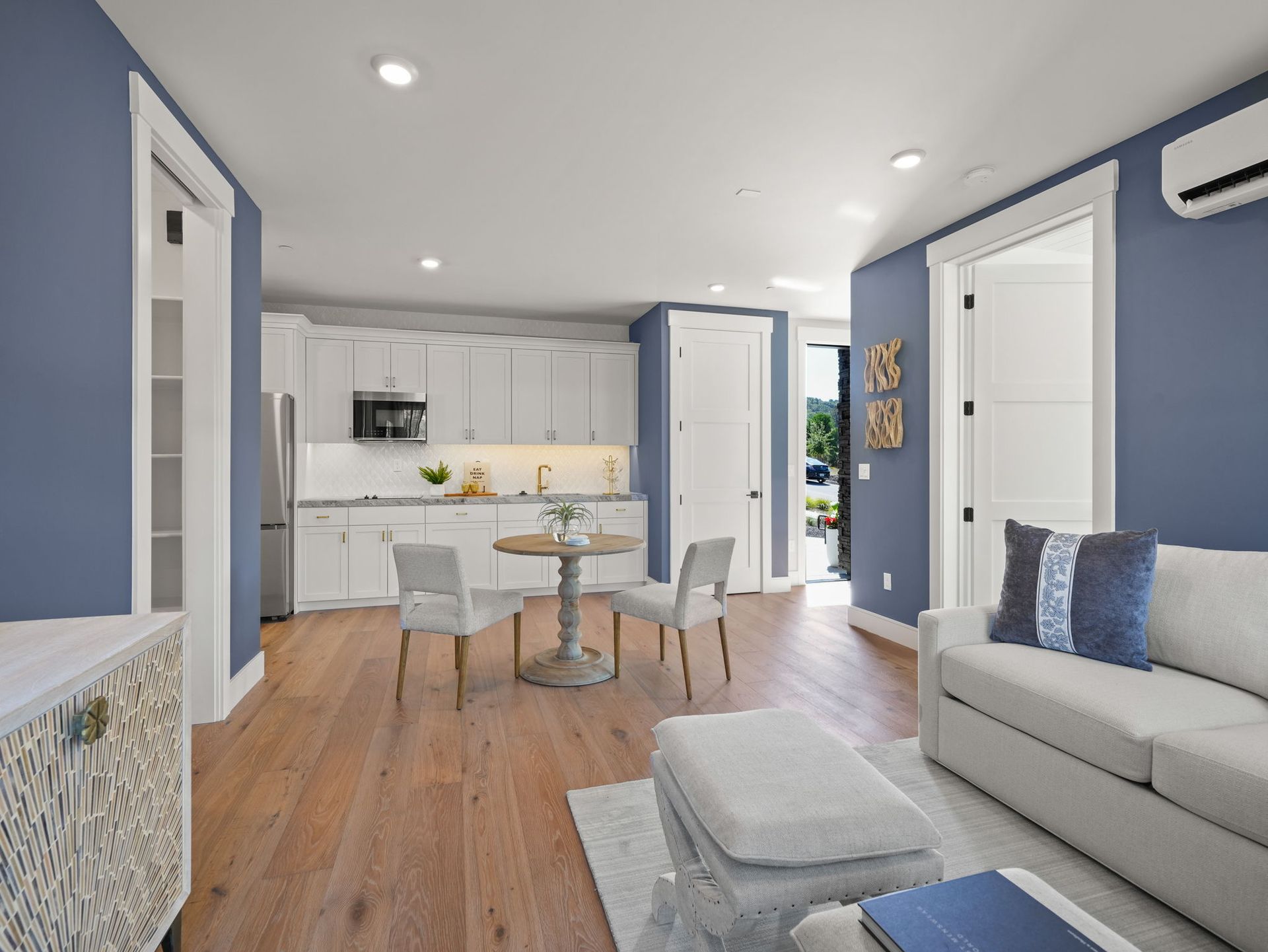 Legacy model home