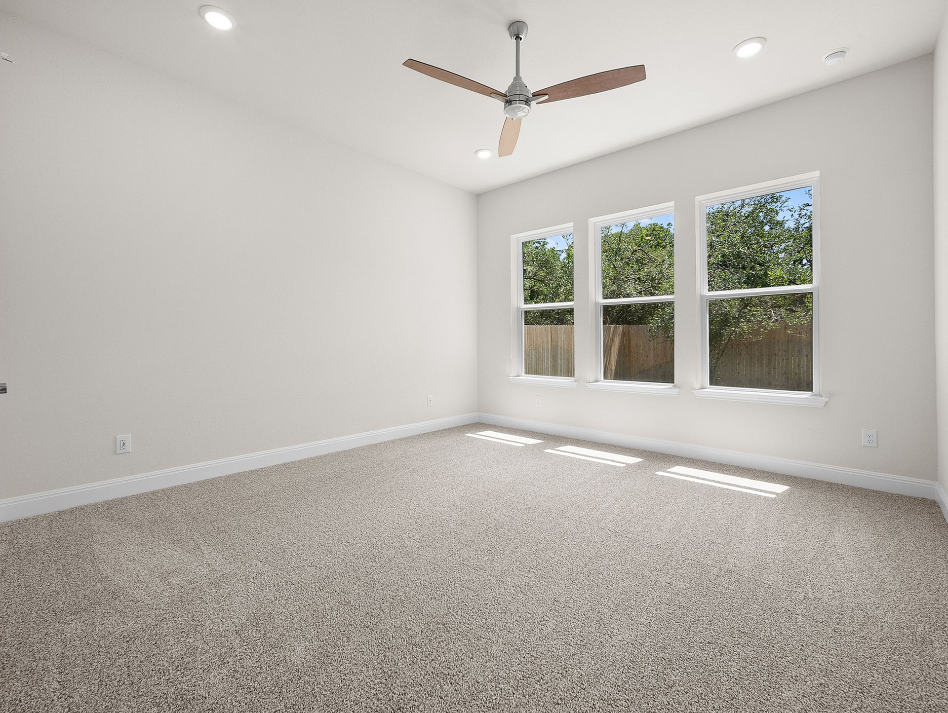 Live Oak Primary Bedroom