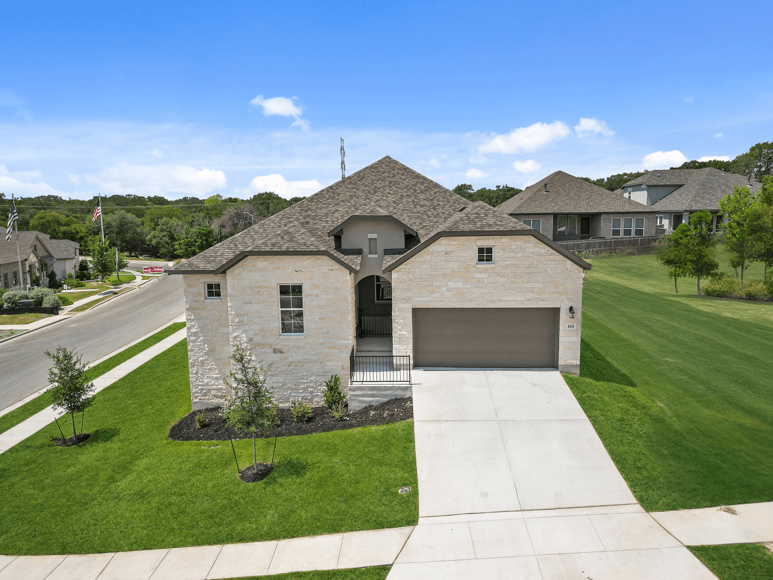 105 Allin Oaks (Valencia)