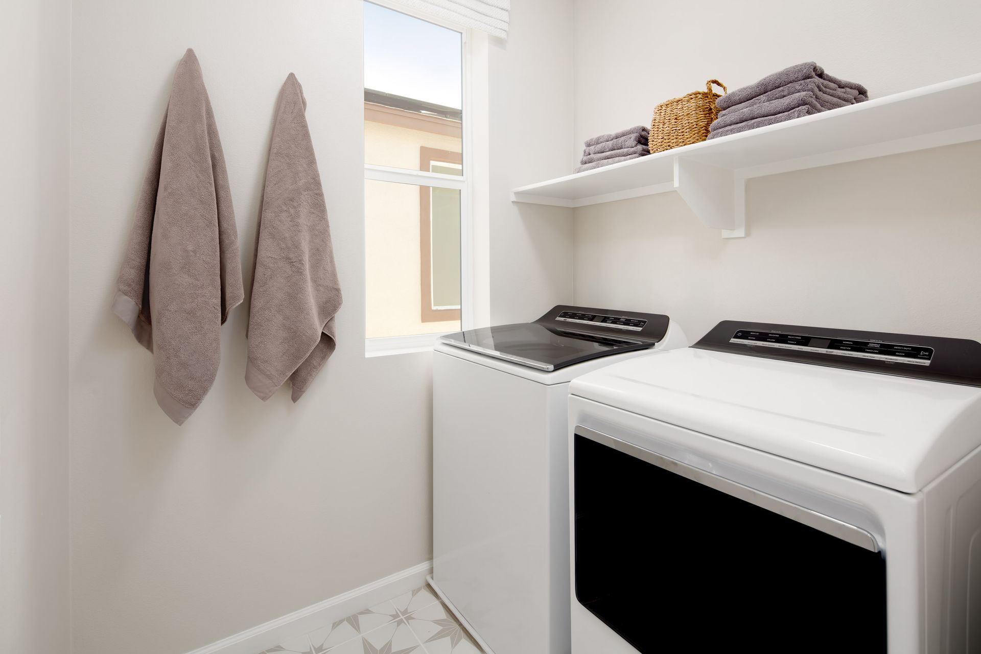 Redwood Laundry Room