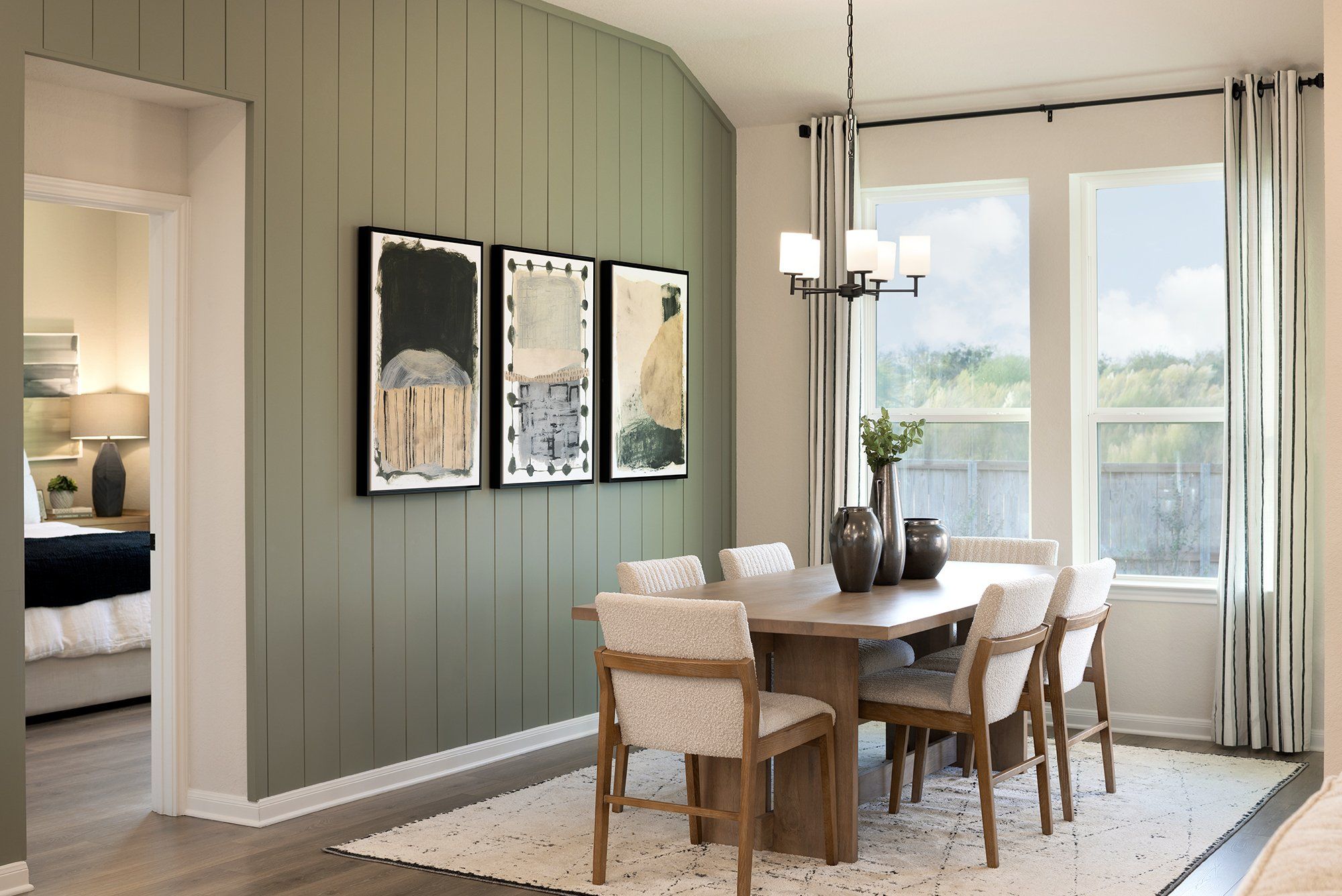 Rainier Dining Area