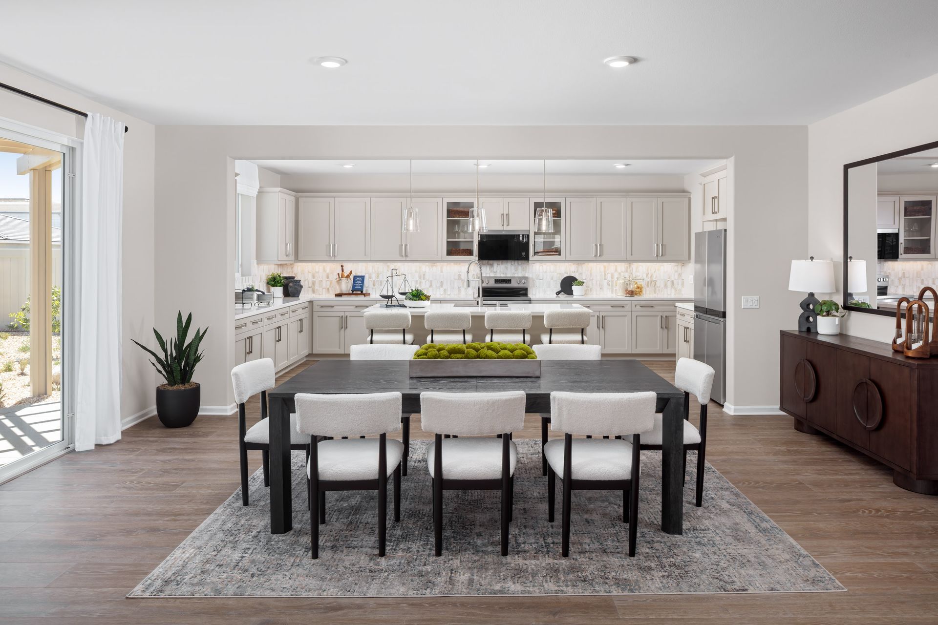 Palomino Dining Area