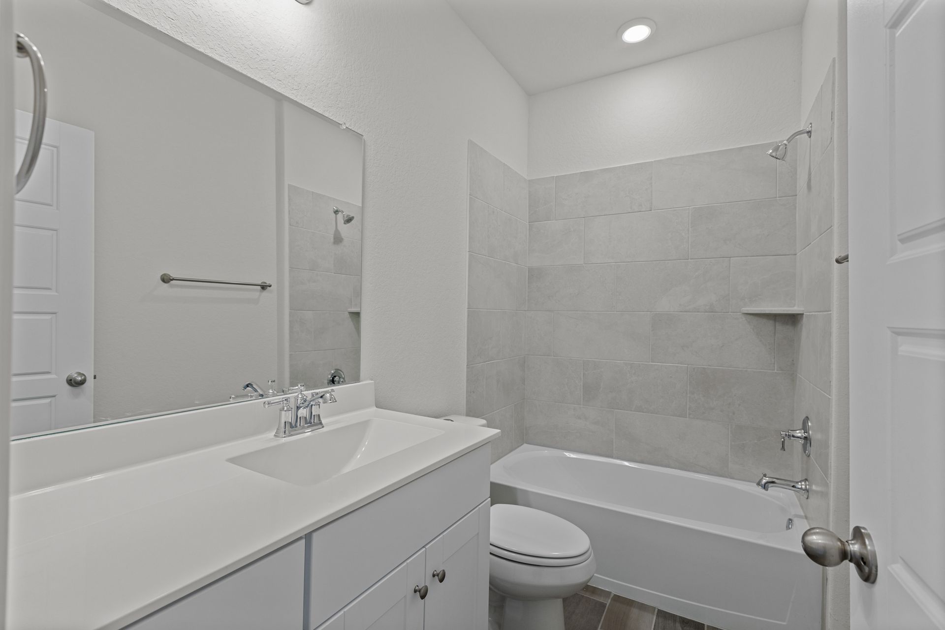 Quintera Secondary Bathroom