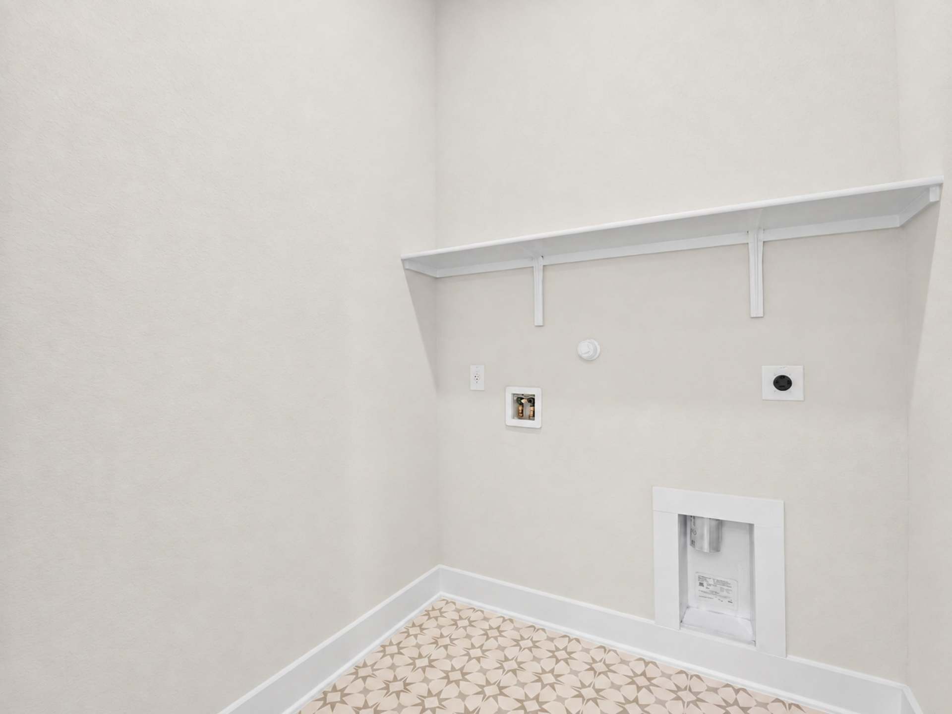 Comal Laundry Room