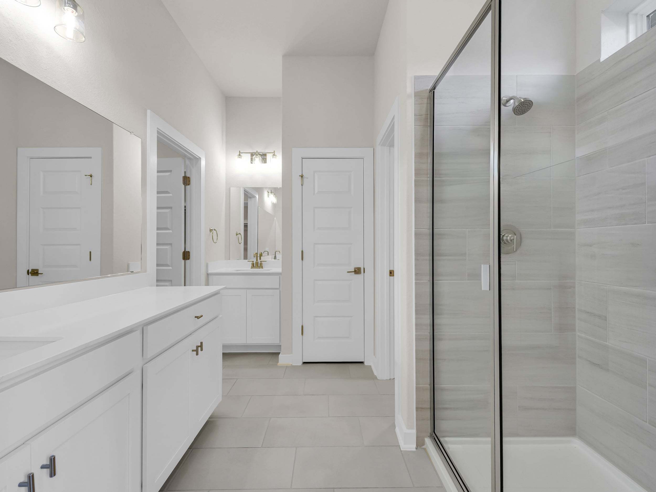 Quintera Primary Bathroom