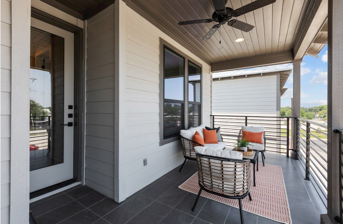 Lavaca & Guenther Third-Floor Balcony