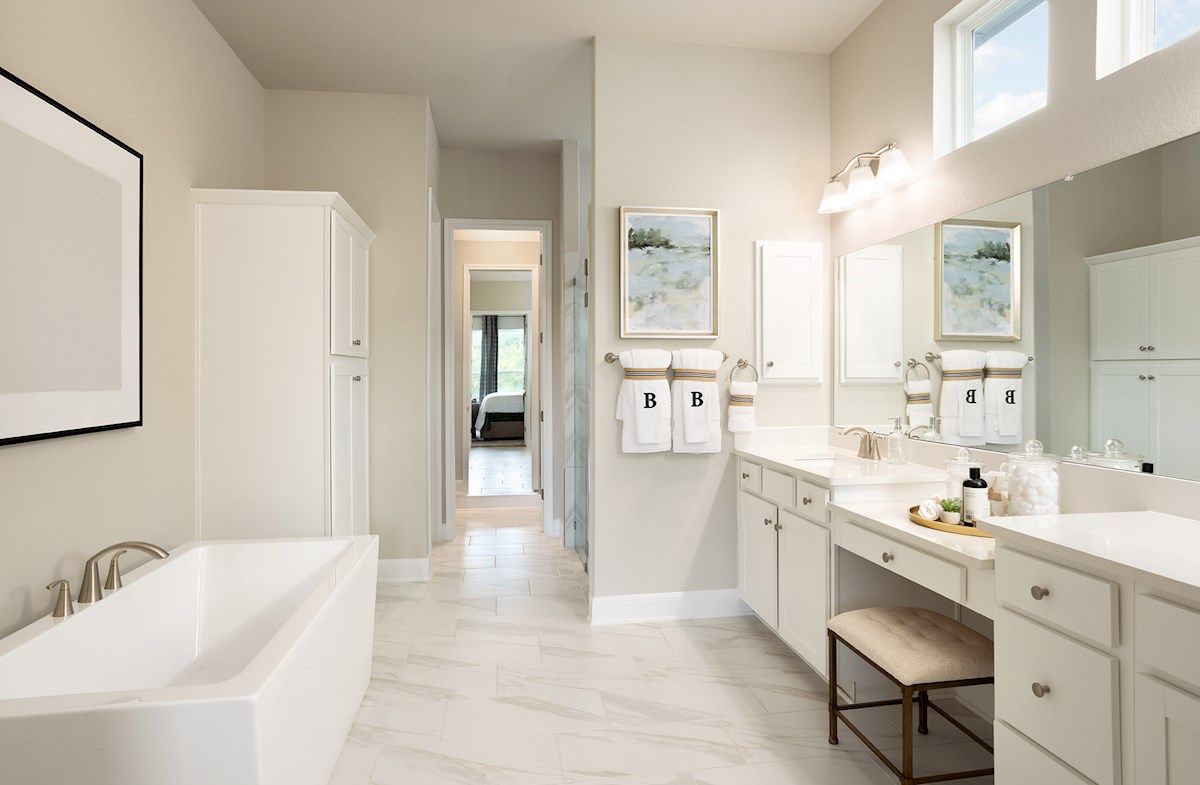 Madrid lll Primary Bathroom