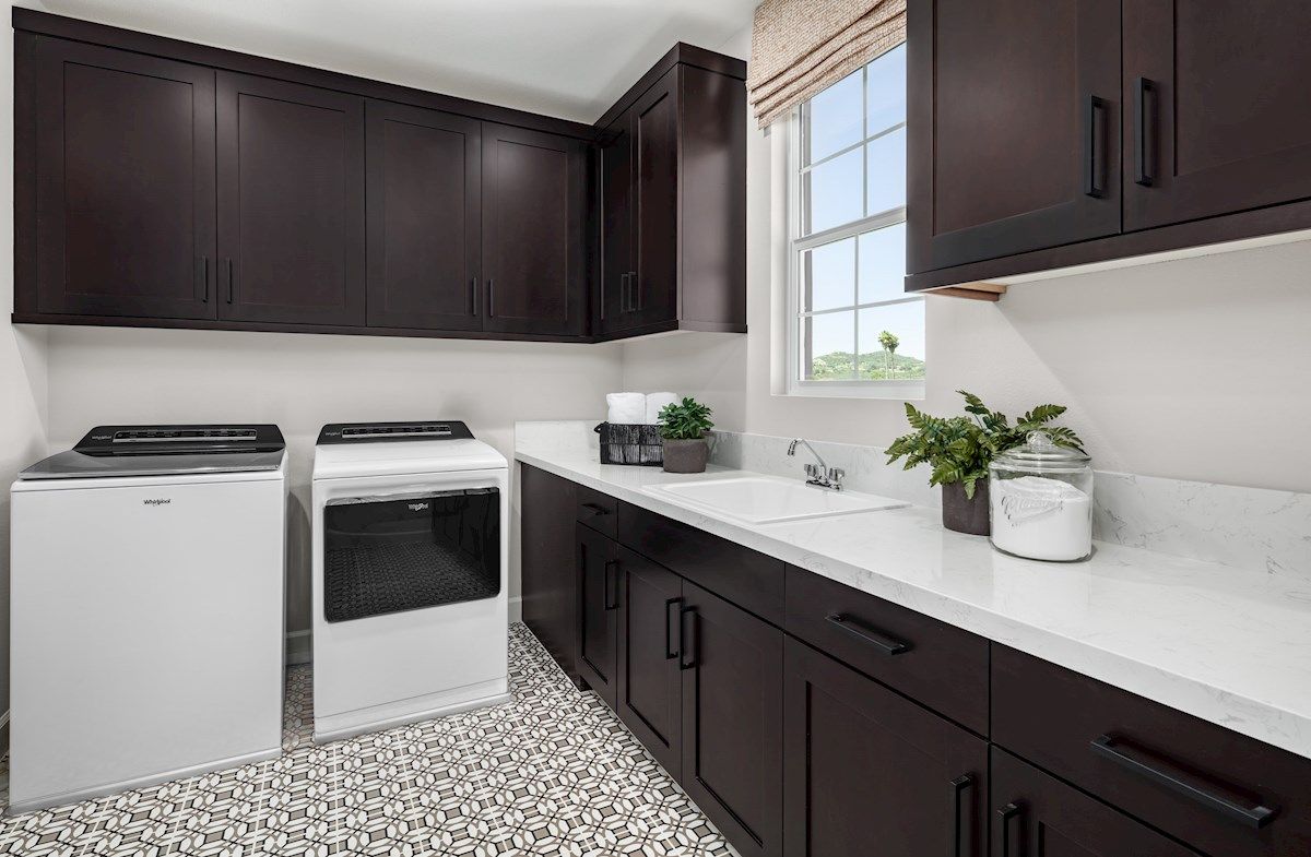 Lakemont Laundry Room