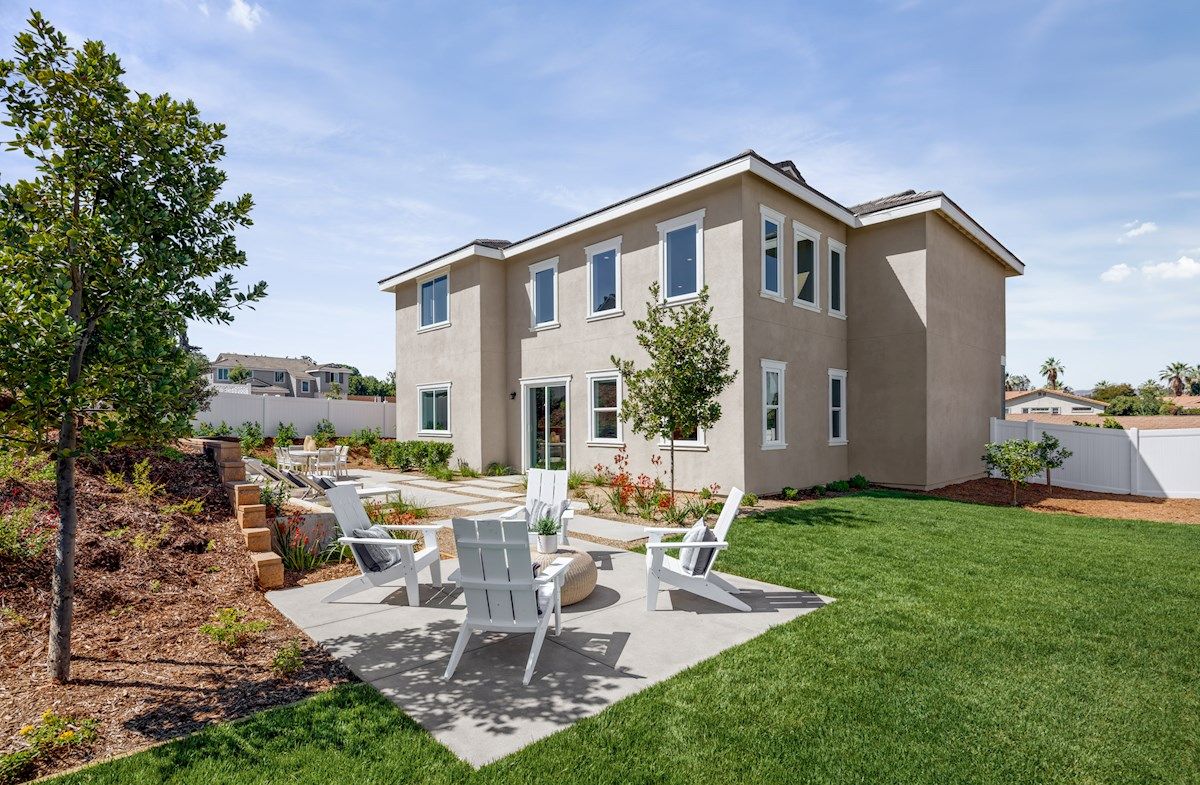 Lexington Rear Exterior