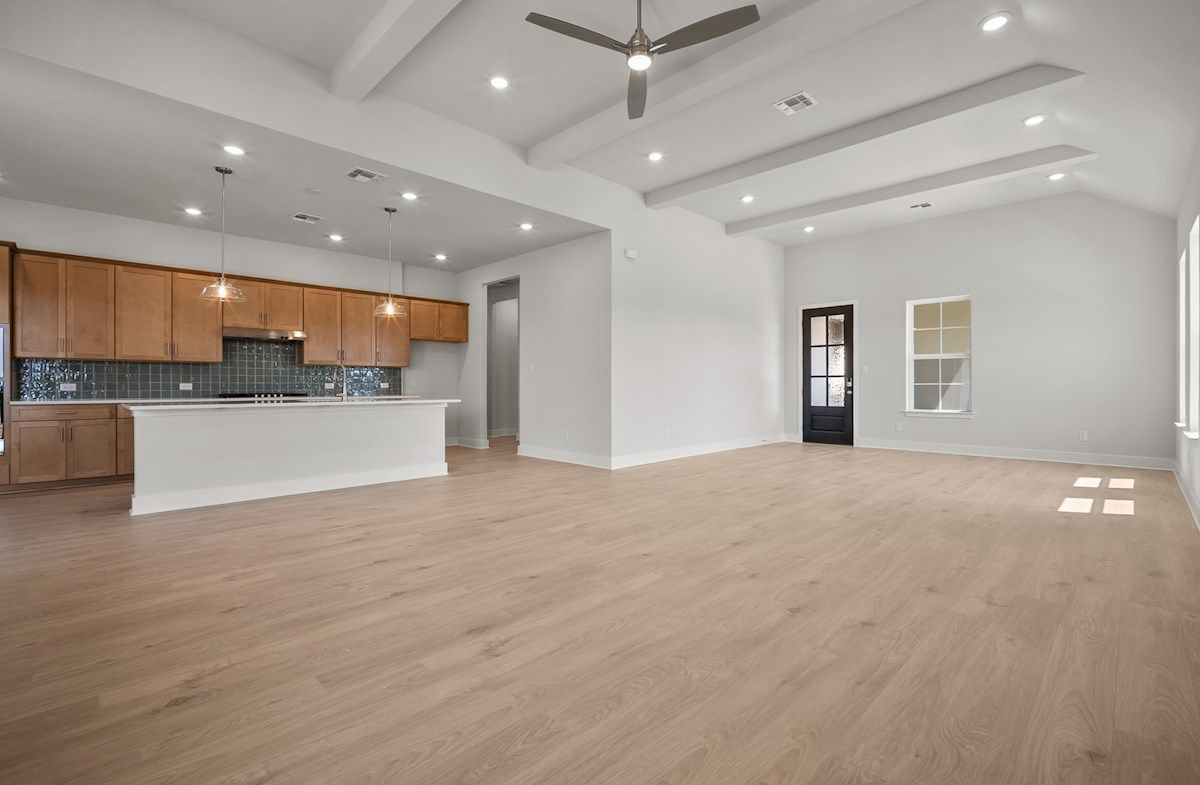 Valencia Kitchen & Great Room