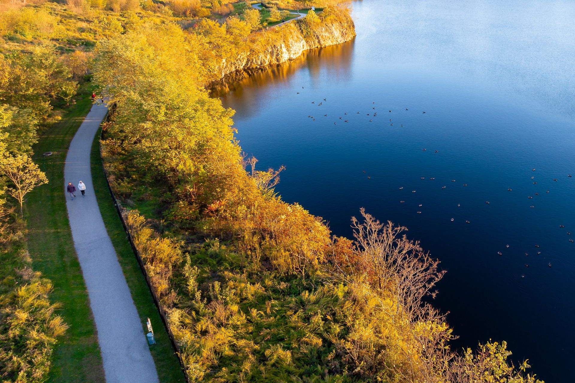Quarry Lake Walking Trail