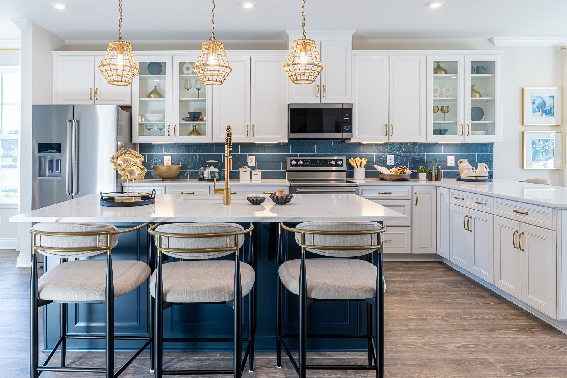 Seneca Kitchen & Island