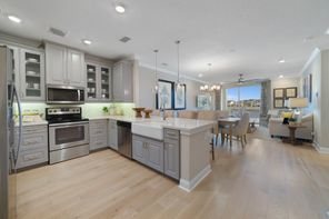 7545 Laureate Blvd 7404 (Bradford)