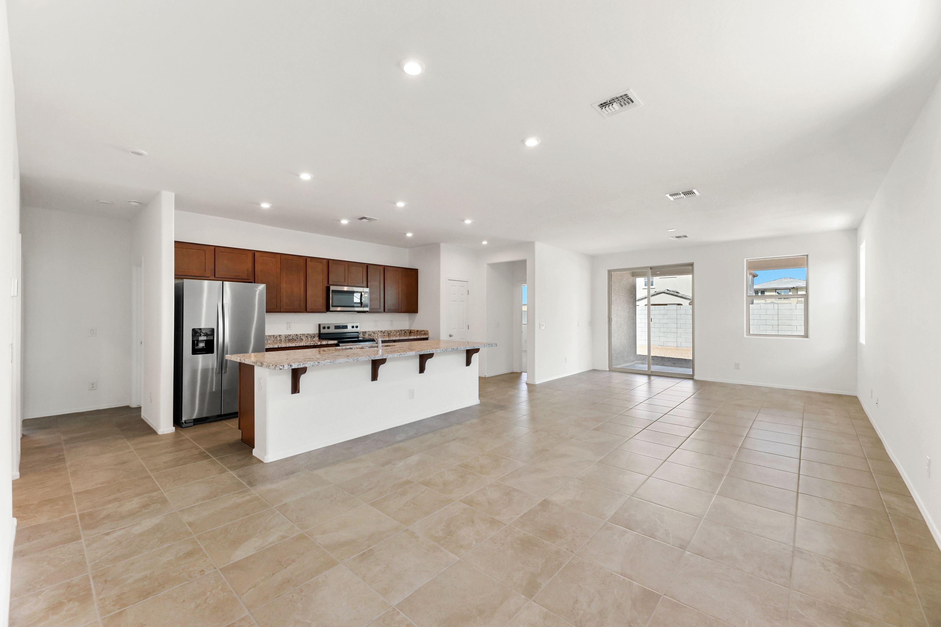 37582 W SAN CLEMENTE ST (Pinehurst)