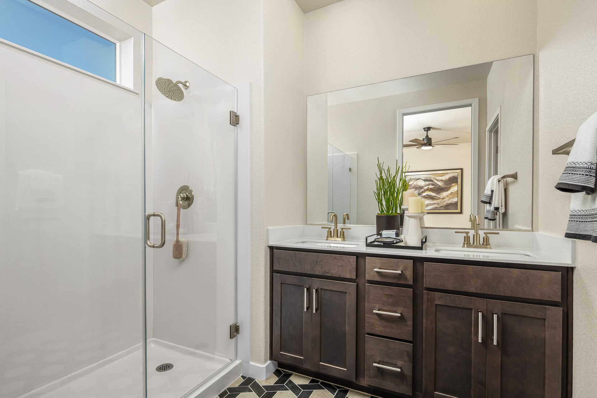Plan 1 Primary Bathroom