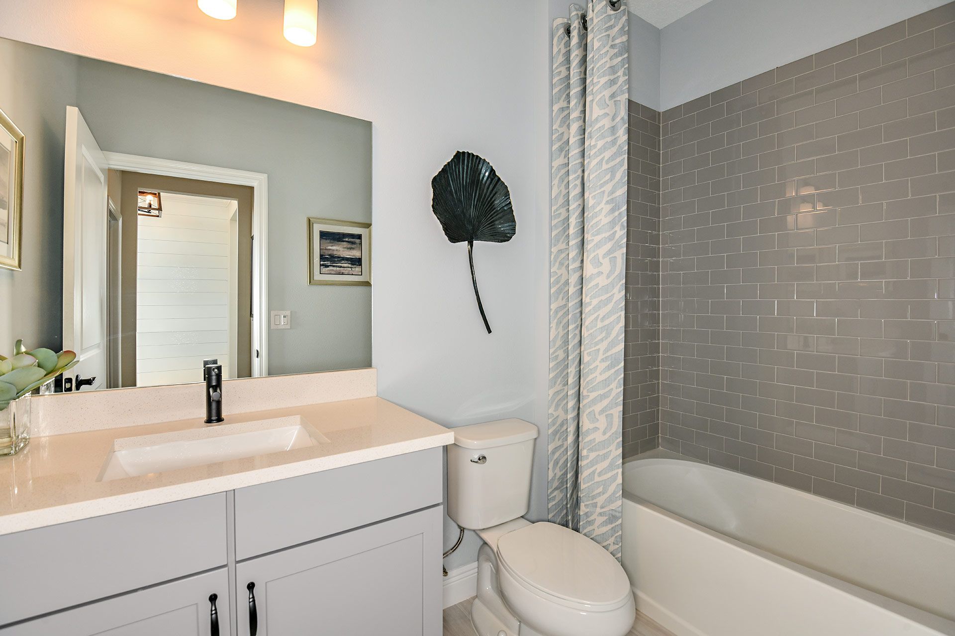 Hudson Bathroom 3
