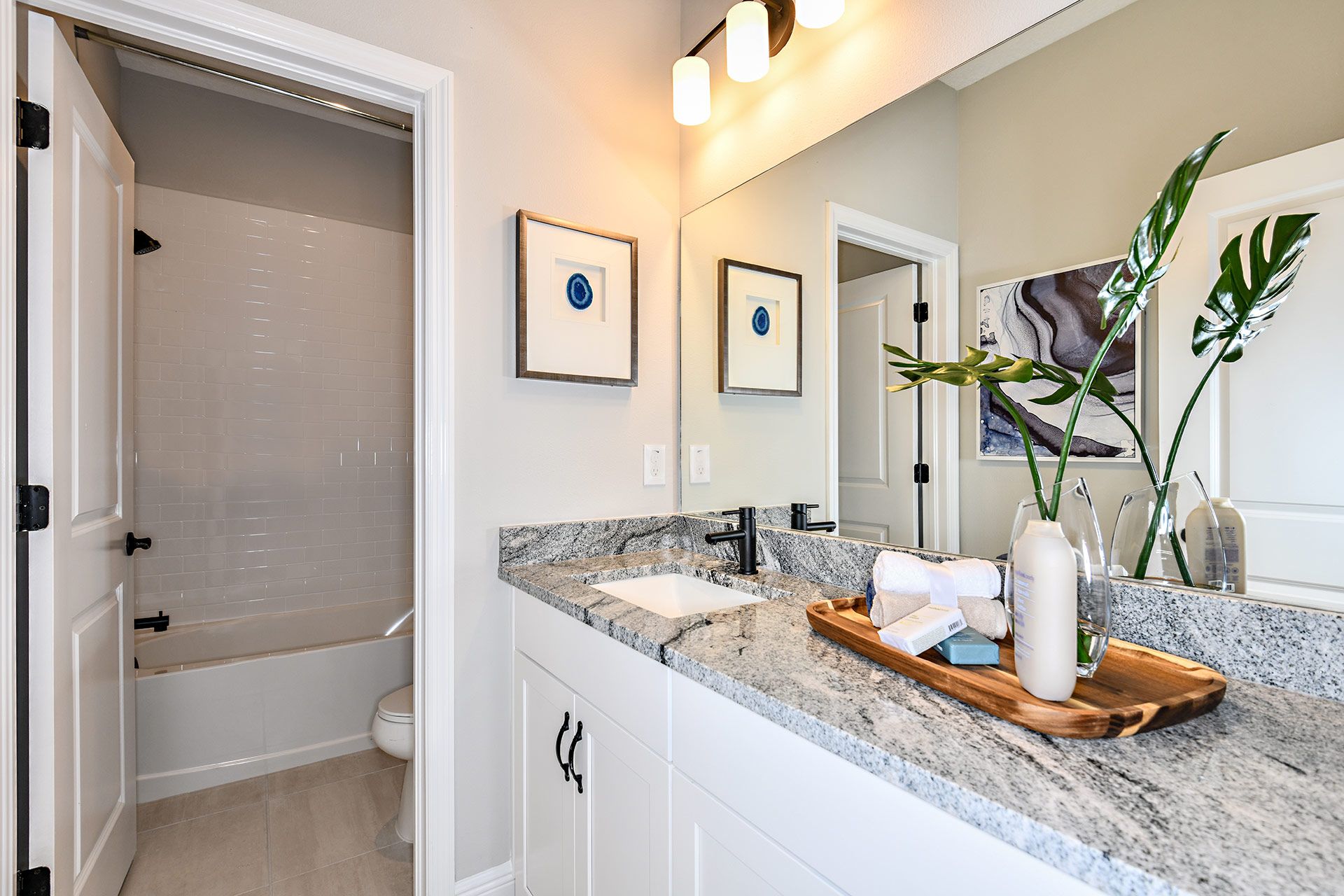 Hudson Bathroom 2
