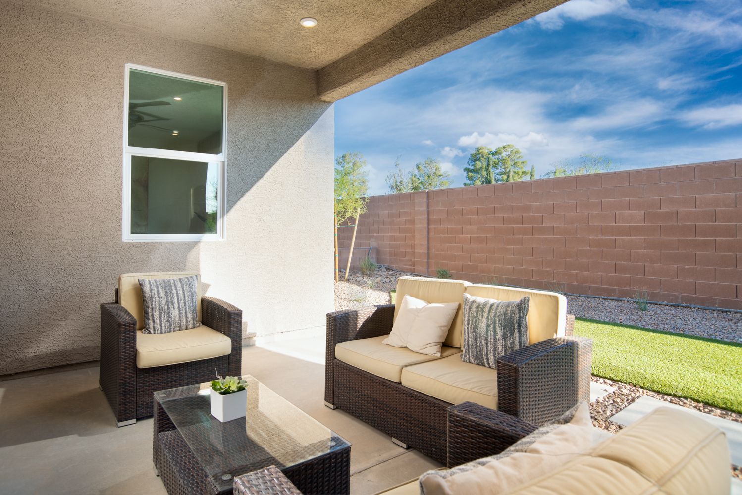 Summit Rear Covered Patio